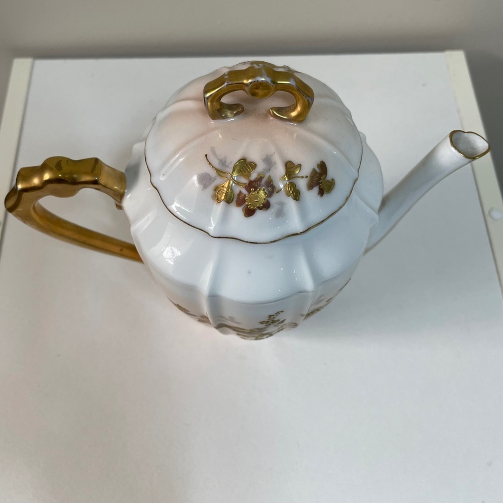 Vintage JC Limoges Teapot Gold Floral Design Porcelain Coffee Tea Server Decor - Picture 8 of 9